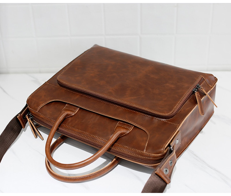 Men's Minimalist Style Leather Briefcase