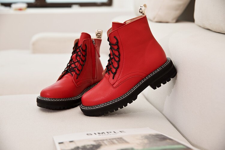 Women's Fashion Trendy Style Leather Boots