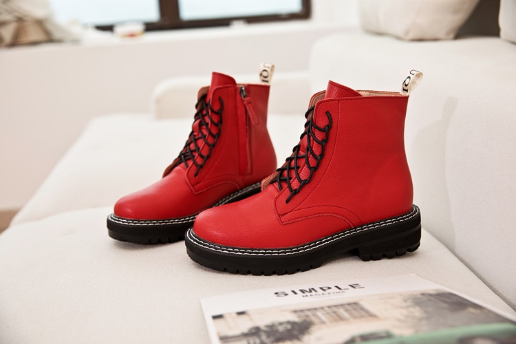 Women's Fashion Trendy Style Leather Boots
