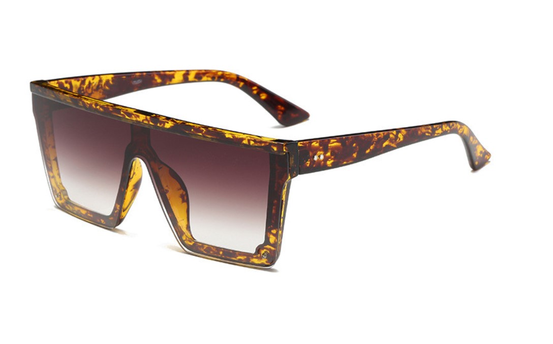 Oversized Geometric Design Sunglasses