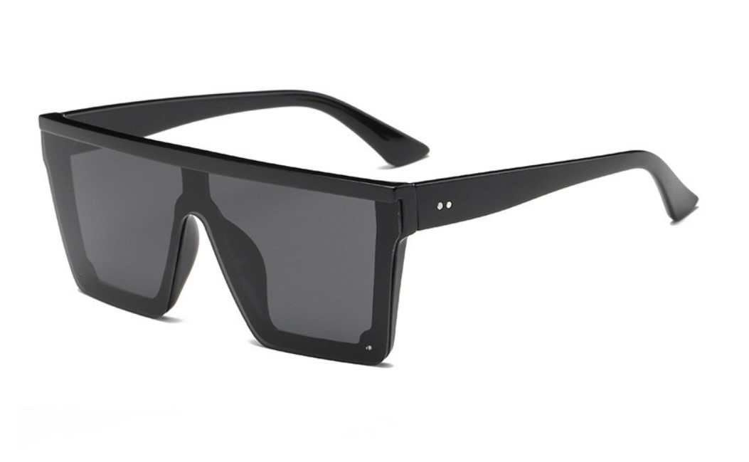Oversized Geometric Design Sunglasses