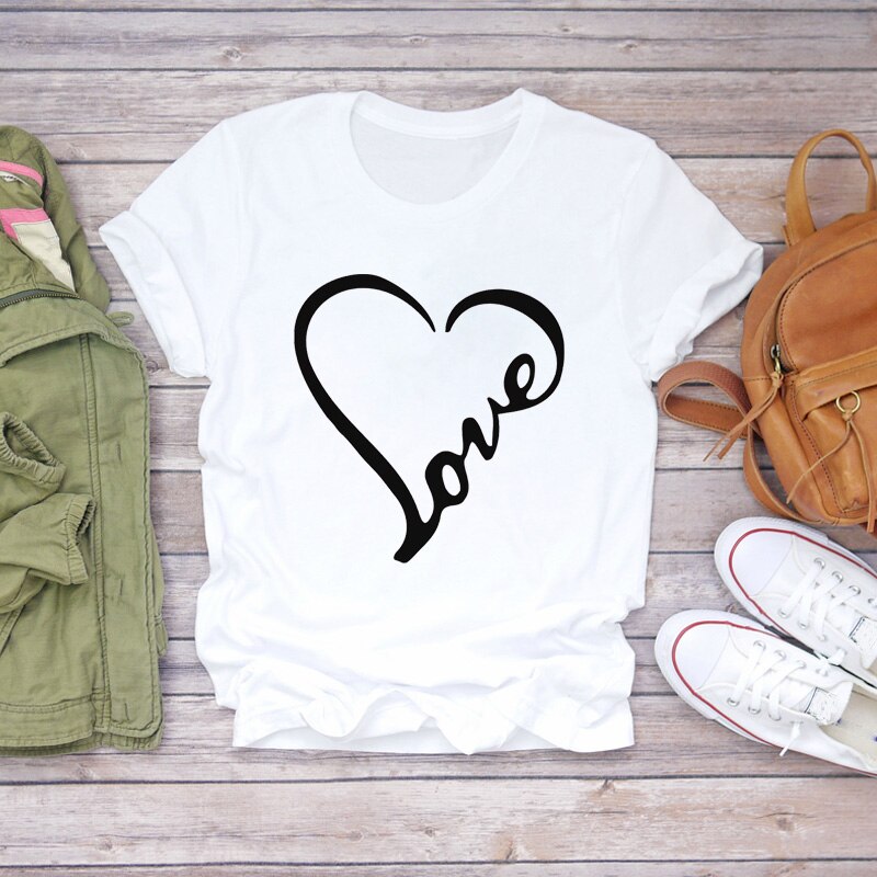 Women's Heart Printed O-Neck T-Shirt