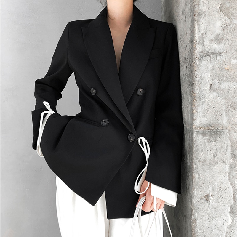 Women Black Tailored Blazer