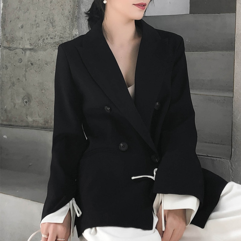 Women Black Tailored Blazer