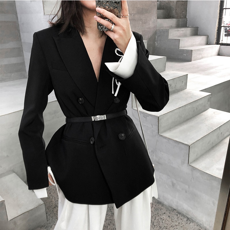 Women Black Tailored Blazer