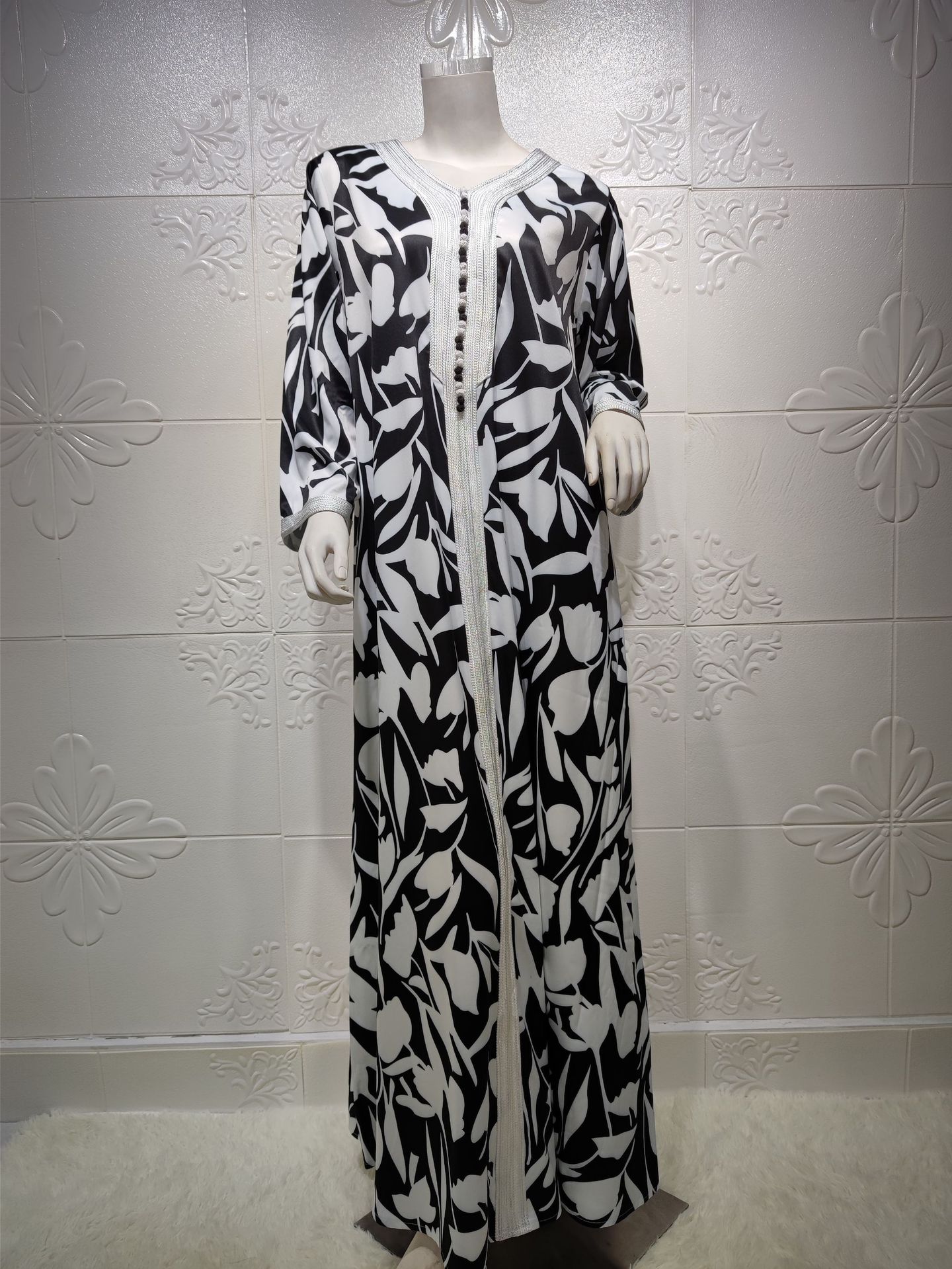 Women's White Tulip Maxi Dress